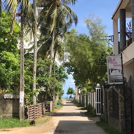 Wh Beach Resort Weligama Buitenkant foto