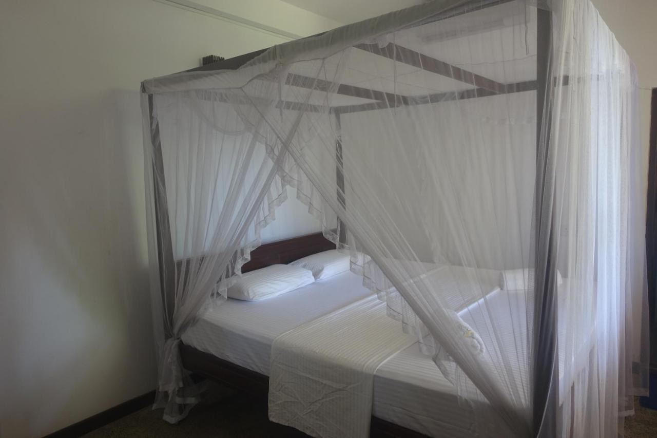 Wh Beach Resort Weligama Buitenkant foto
